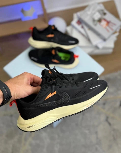 NIKE ZOOM X SPEED NEGRO BEIGE