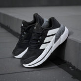 ADIDAS ADISTAR NEGRO / BLANCO