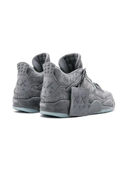 JORDAN RETRO 4 GRIS KAWS