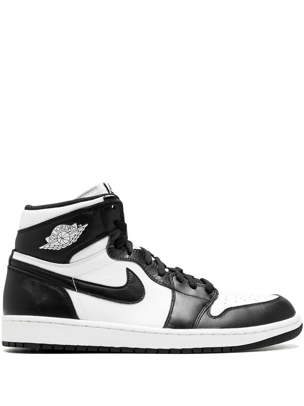 JORDAN RETRO 1 HIGH NEGRO BLANCO