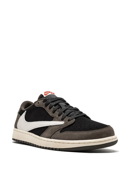 JORDAN RETRO 1 LOW TRAVIS SCOTT