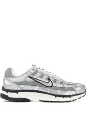 NIKE P6000 PLATEADO
