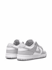 NIKE SB DUNK LOW GRIS/BLANCO