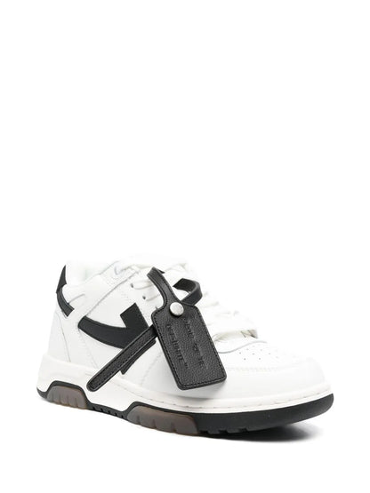 OFF WHITE OUT OF BLANCO / NEGRO