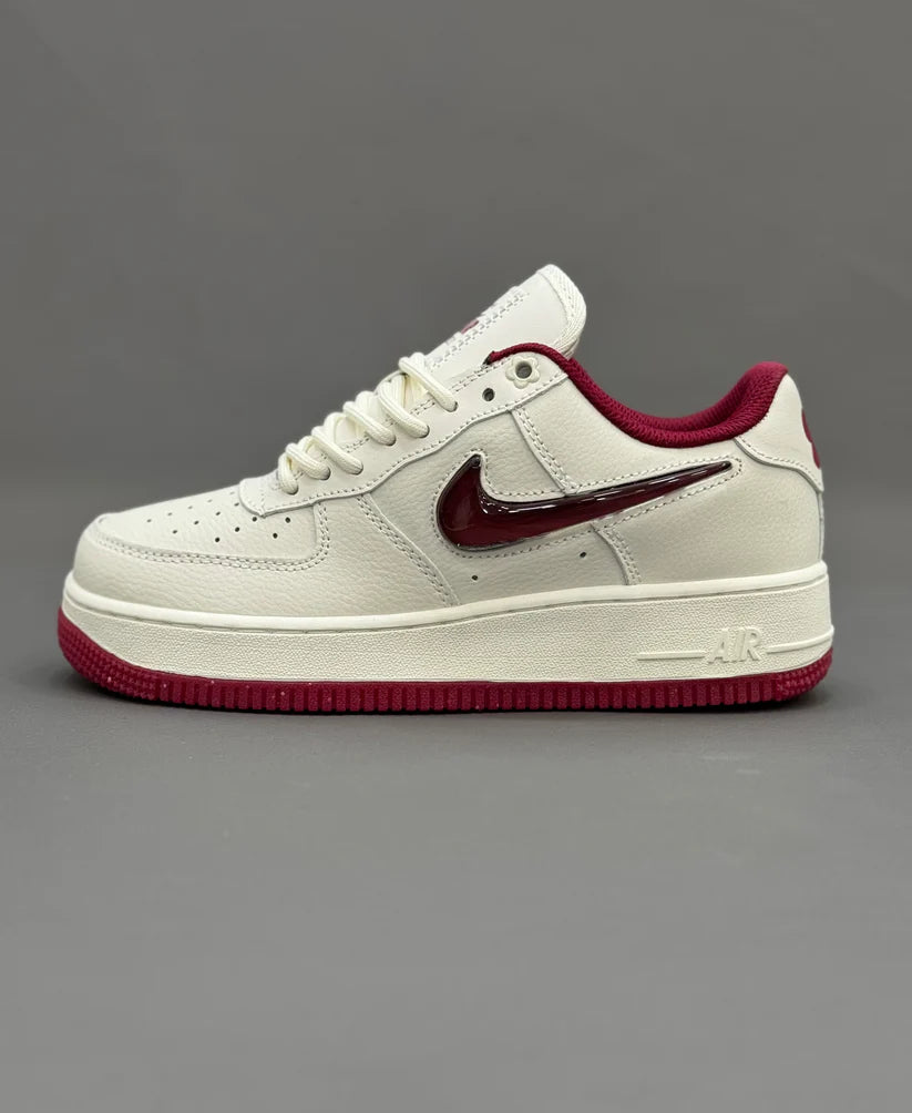 NIKE AF1 AIR FORCE 1 ONE
