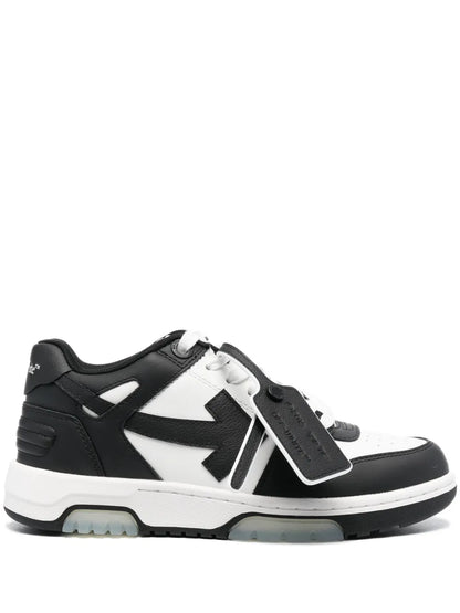OFF WHITE OUT OF NEGRO / BLANCO