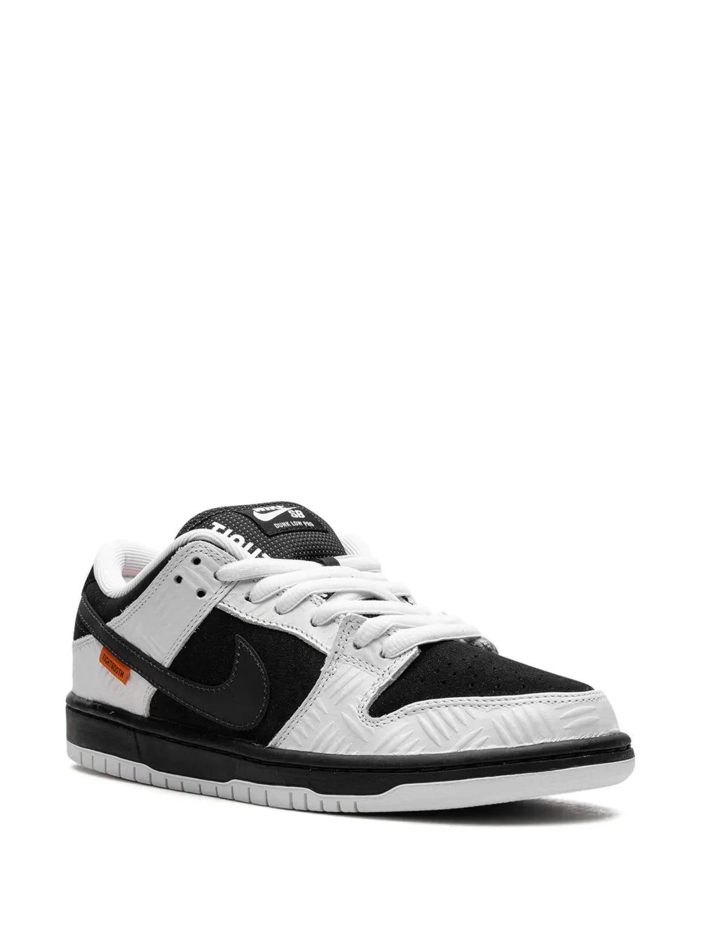 NIKE SB DUNK LOW TIGHTBOOTH