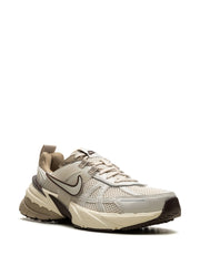 NIKE V2K RUN BEIGE/CAFE