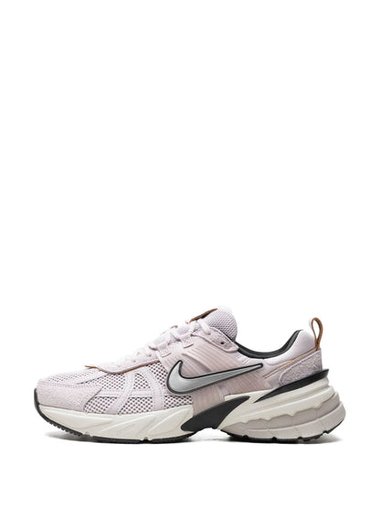 NIKE V2K RUN ROSA