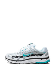 NIKE P6000 PLATEADO/AZUL