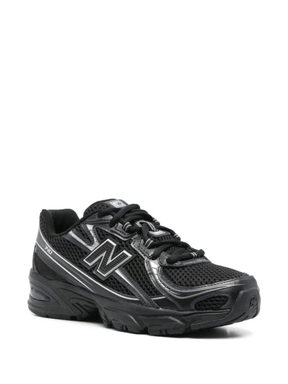 NEW BALANCE 740