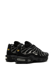 NIKE TN NEGRO PERLAS