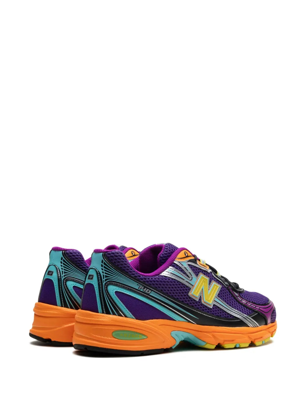 NEW BALANCE 740