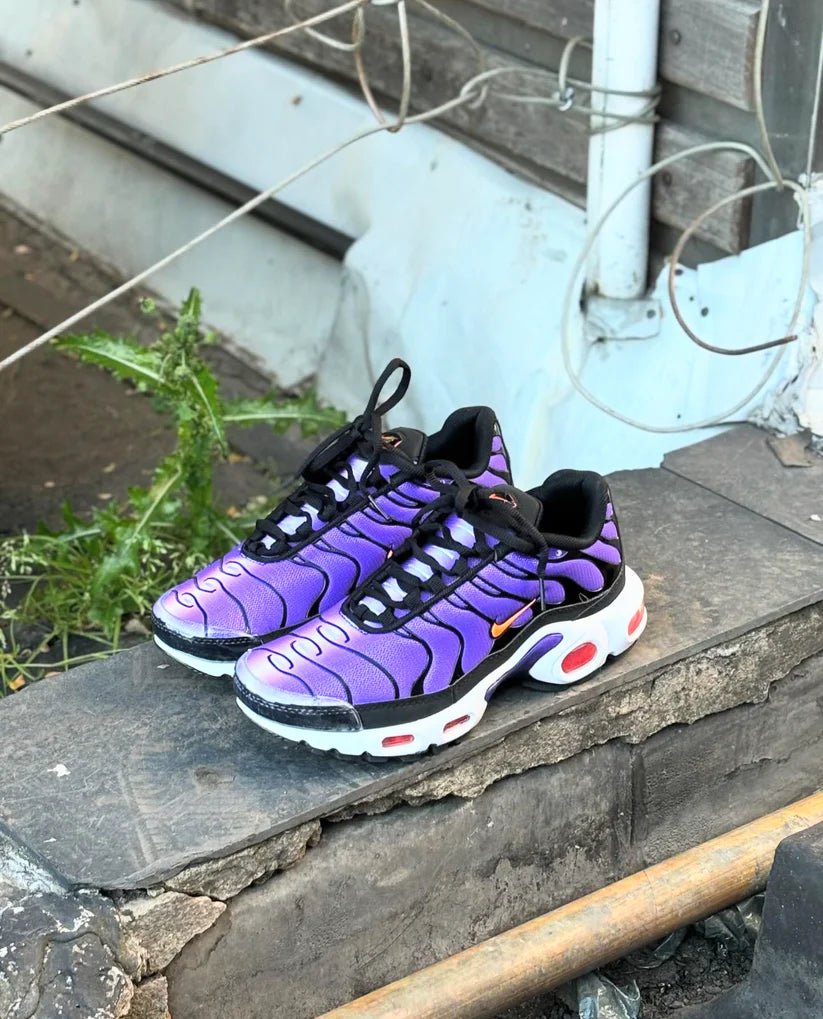 NIKE TN MORADO NEGRO
