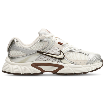 NIKE V5K RNR PLATEADA / CAFE