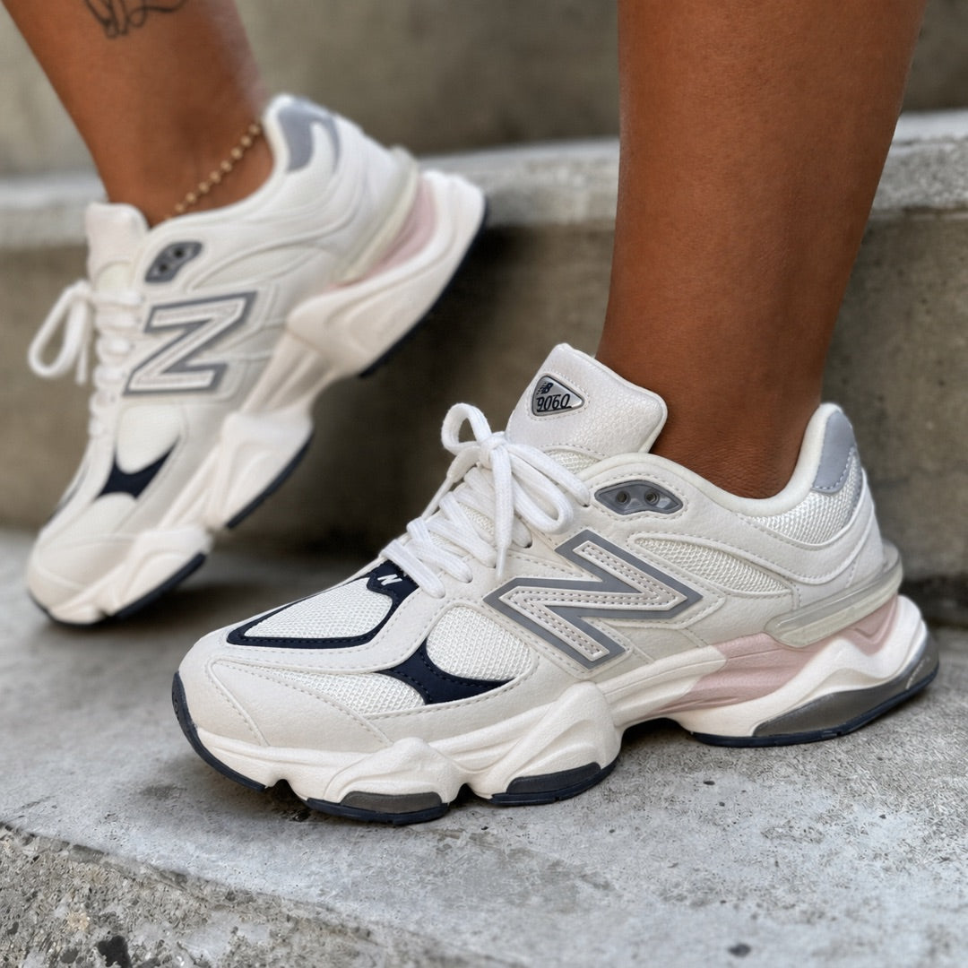 NEW BALANCE 9060 BLANCO / AZUL / PALO ROSA