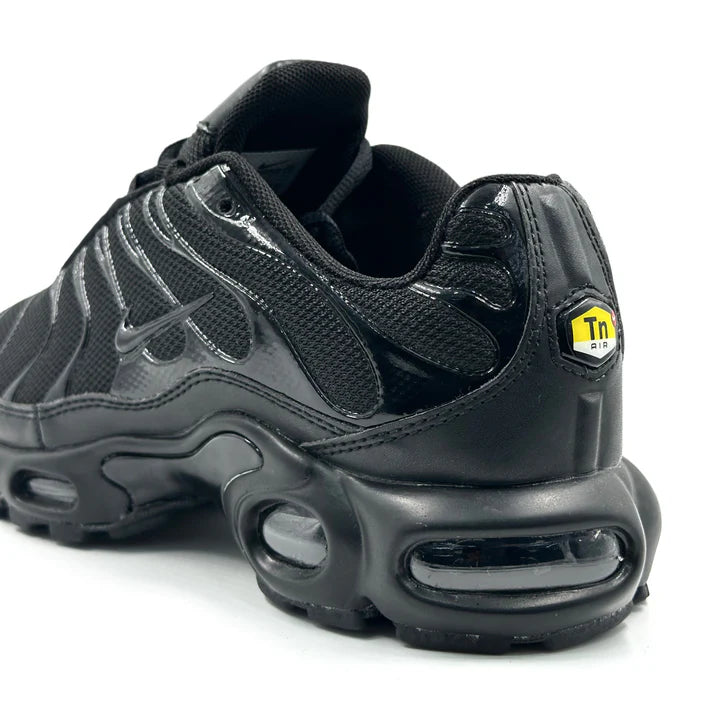 NIKE TN NEGRO