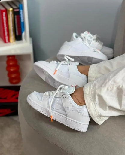 NIKE DUNK BLANCA / NARANJA
