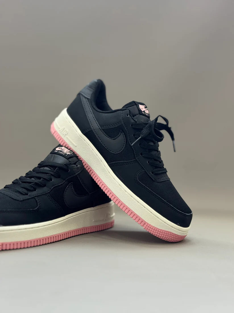 NIKE AF1 AIR FORCE 1 ONE
