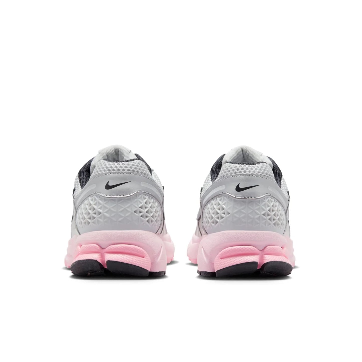 NIKE ZOOM VOMERO 5 PLATEADO/ROSADO