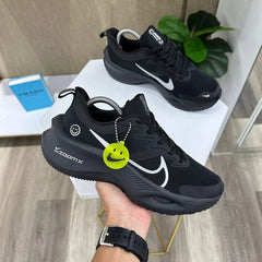 NIKE ZOOM CARITA NEGRO