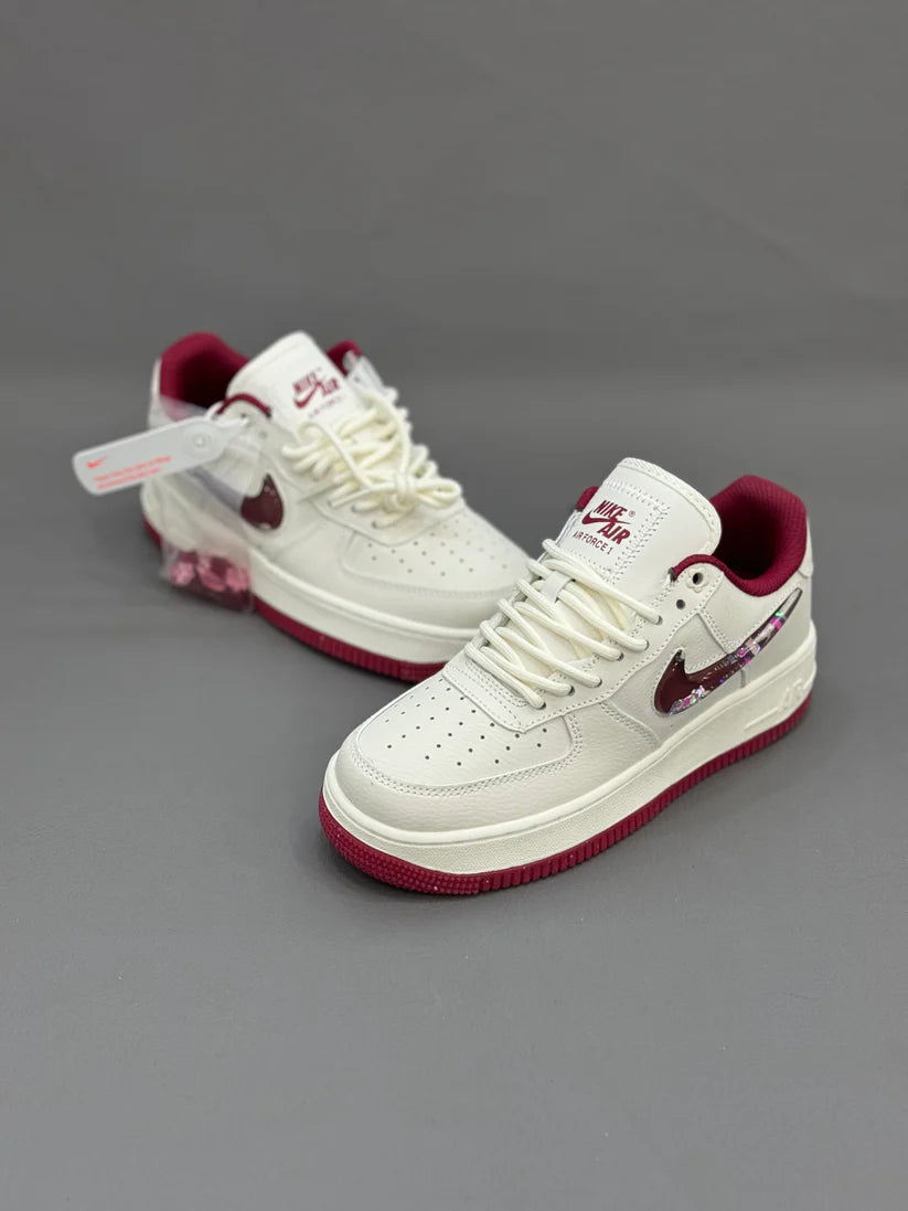 NIKE AF1 AIR FORCE 1 ONE