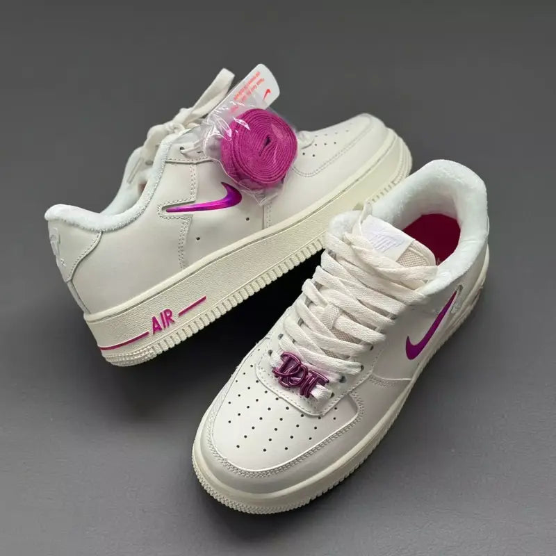 NIKE AF1 AIR FORCE 1 ONE