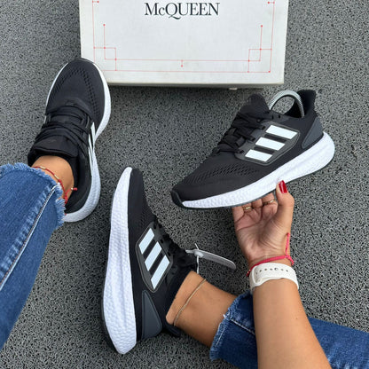 ADIDA ULTRABOOST NEGRO BLANCO