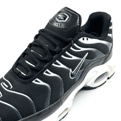 NIKE TN NEGRO / BLANCO