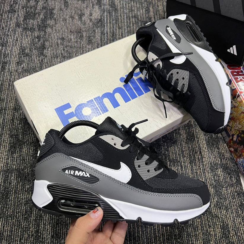 NIKE AIR MAX 90 NEGRO / BLANCO
