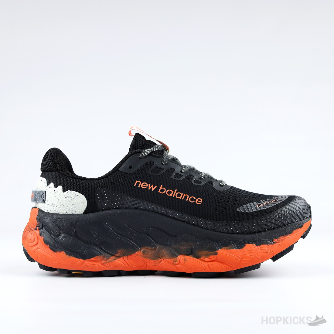 NEW BALANCE FRESH FOAM NEGRO NARANJA