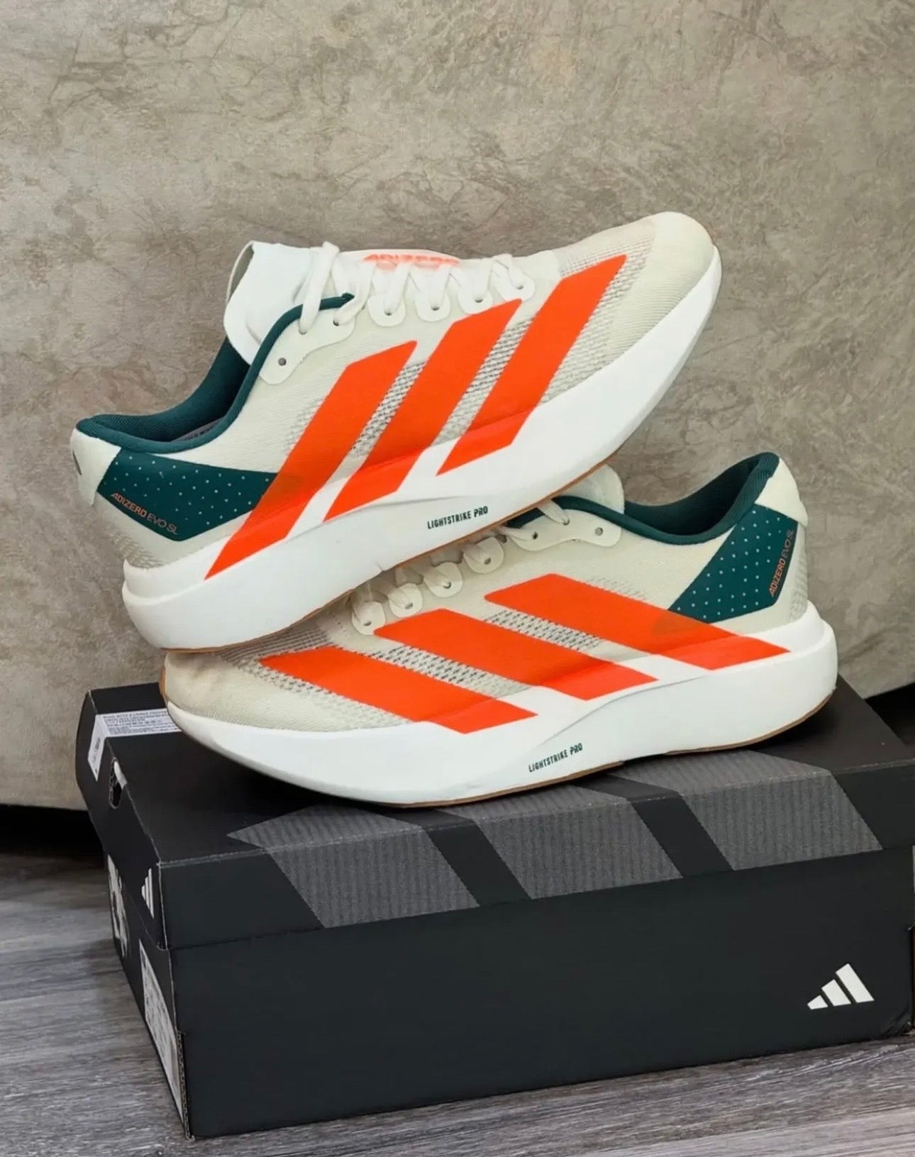 ADIDAS ADIZERO EVO SL