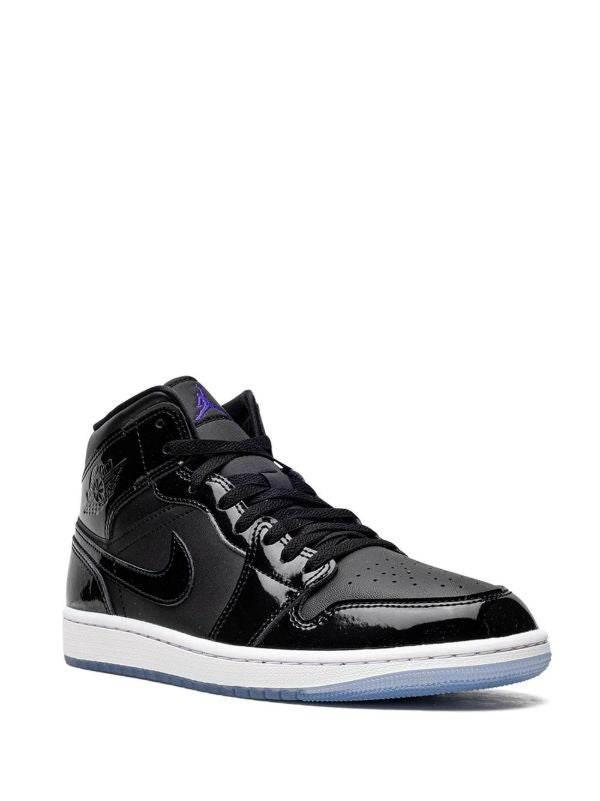 JORDAN RETRO 1 CHAROL NEGRO/BLANCO