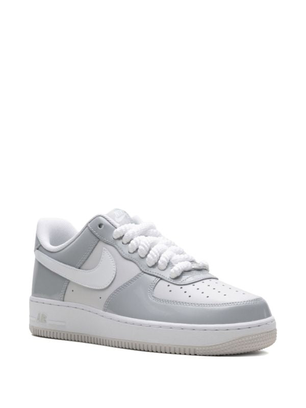 NIKE AIR FORCE 1 LOW 07 LV8 GRIS