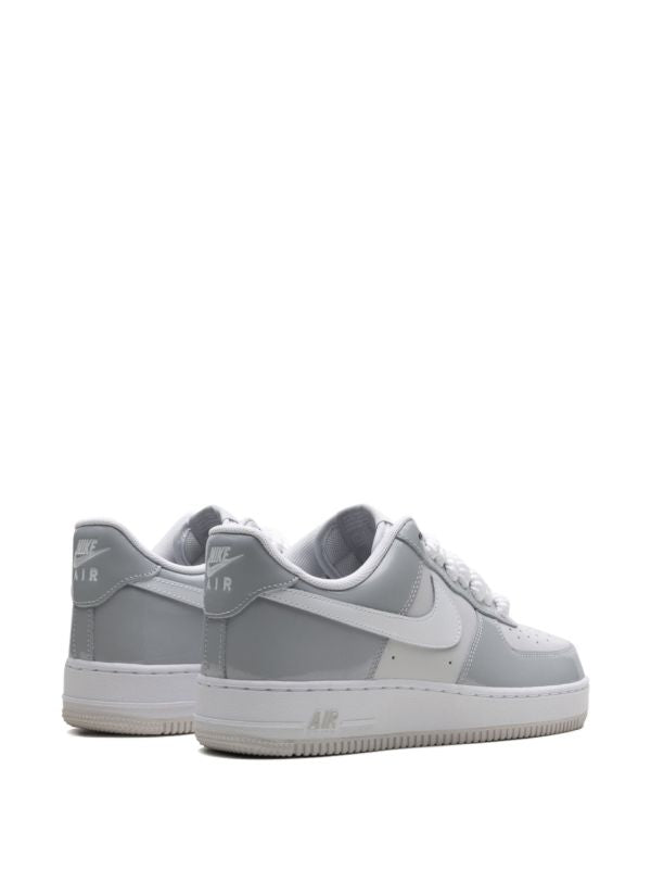 NIKE AIR FORCE 1 LOW 07 LV8 GRIS