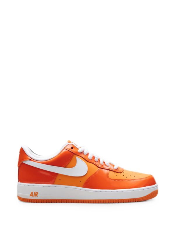 NIKE AIR FORCE 1 LOW 07 LV8 NARANJA