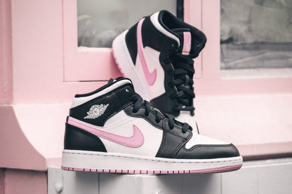 JORDAN RETRO 1 HIGH