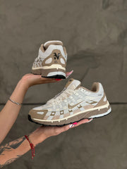 NIKE P6000 BEIGE / CAFE