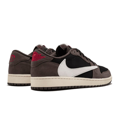 JORDAN RETRO 1 LOW TRAVIS SCOTT