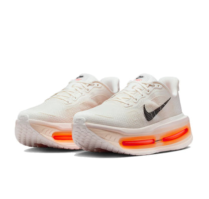 NIKE VOMERO PREMIUM BLANCA / NARANJA