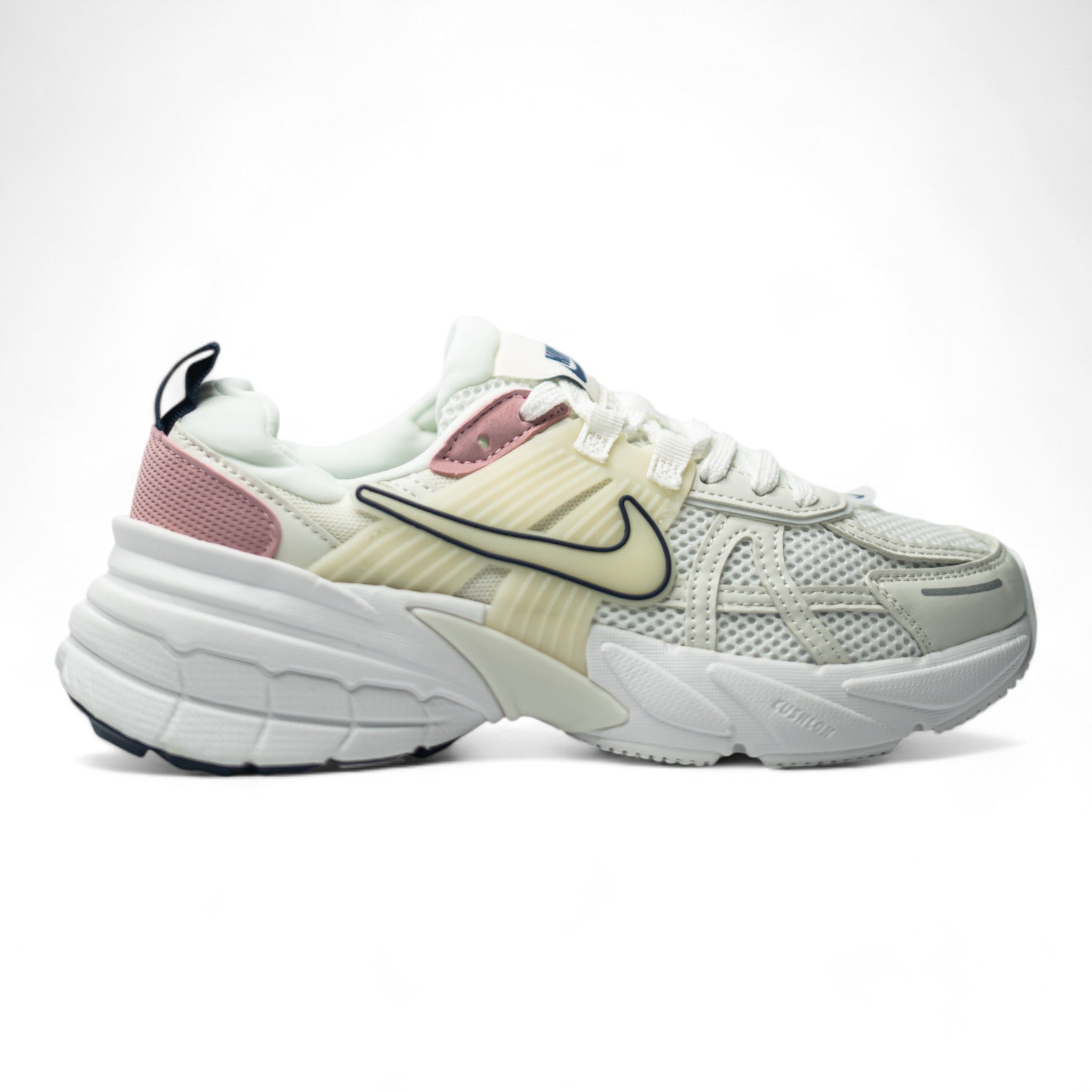 NIKE V2K RUN BLANCO/ROSADO