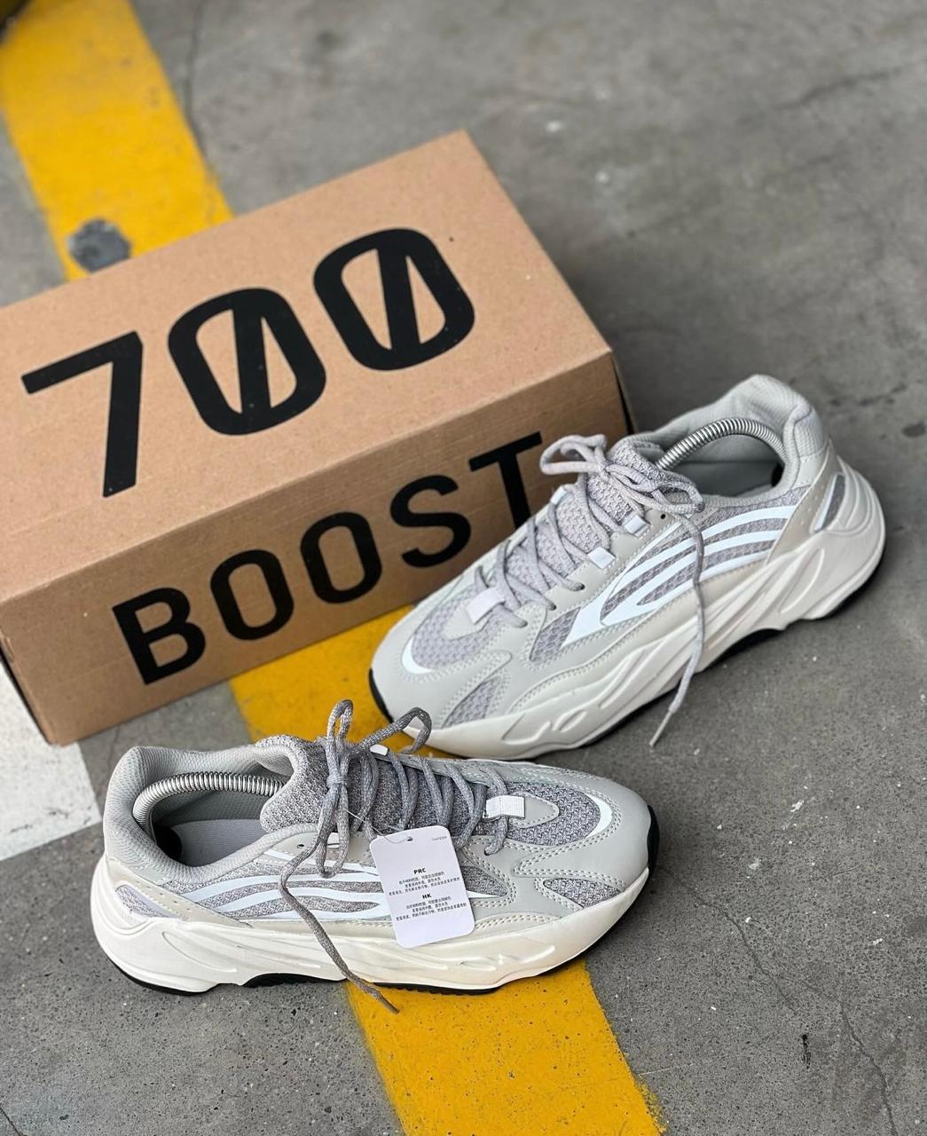 ADIDAS YEEZY 700 V2 STATIC – YEESHOP Calzado⚡ - Main Image