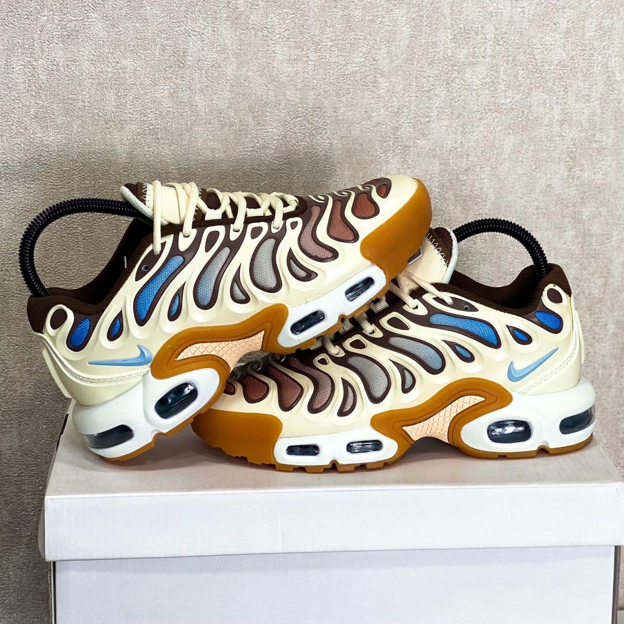 NIKE TN PLUS BEIGE CAFE