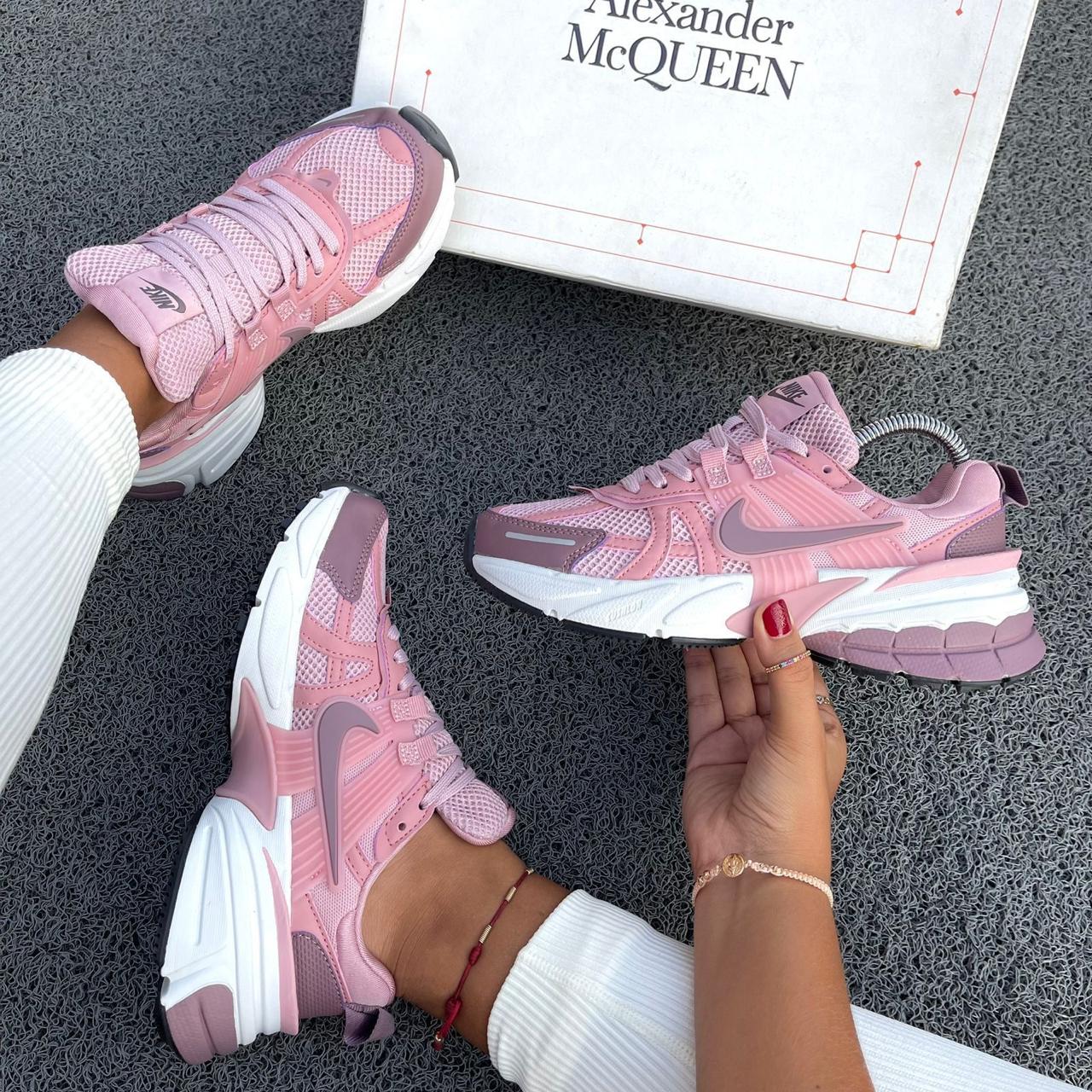 Nike V2K Rosa