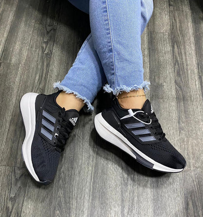 ADIDAS EQ21 NEGRO-BLANCO