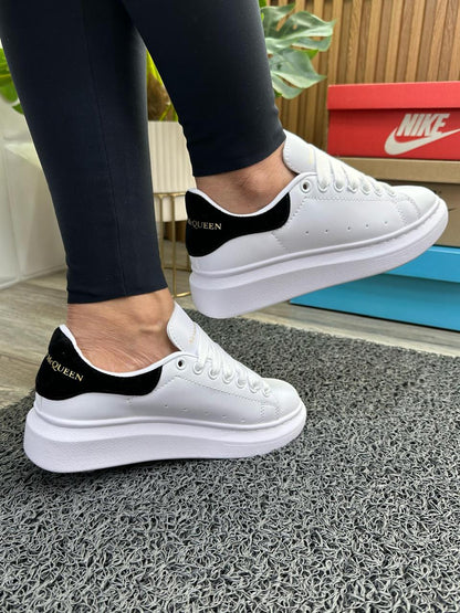 ALEXANDER MCQUEEN BLANCO NEGRO