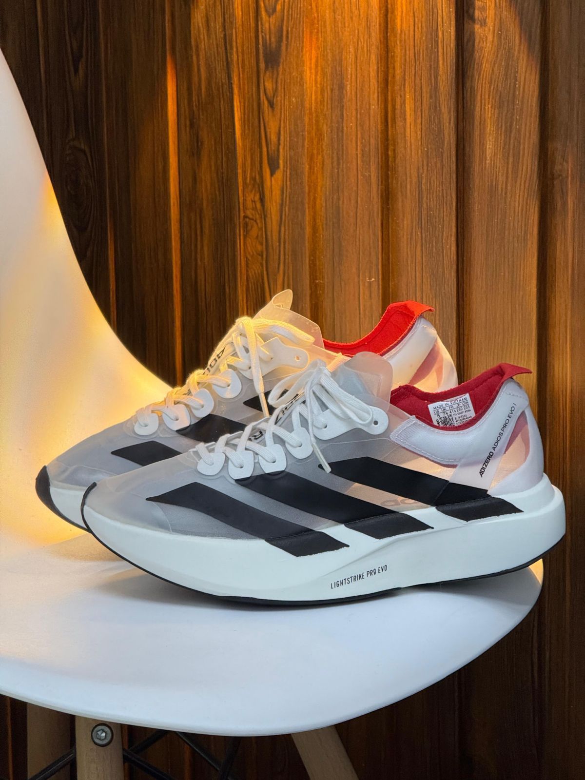 ADIZERO ADIOS PRO EVO 1 BLANCO-NEGRA