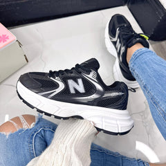 NEW BALANCE 530 V2 NEGRO