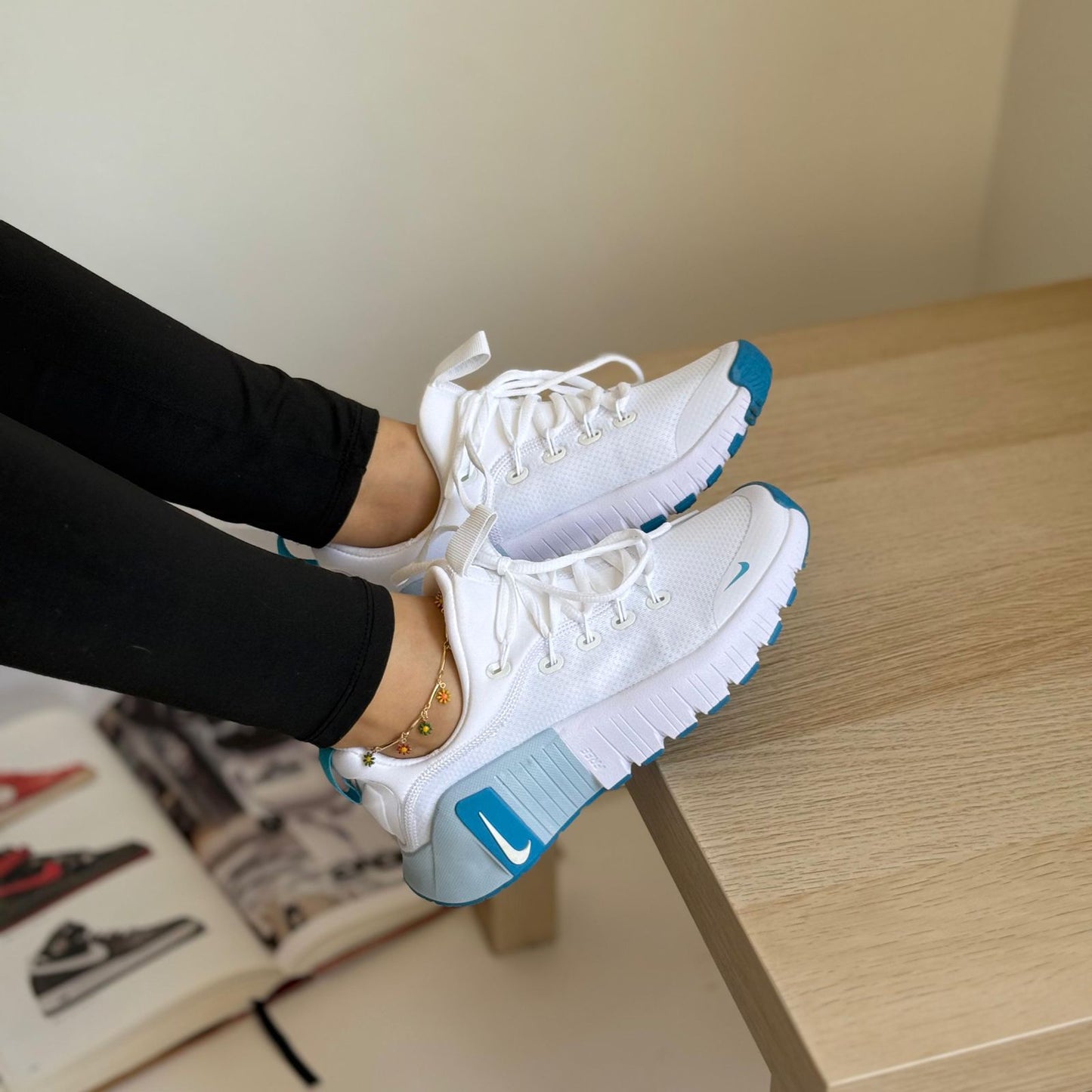 NIKE FREE METCON 6 BLANCO/AZUL
