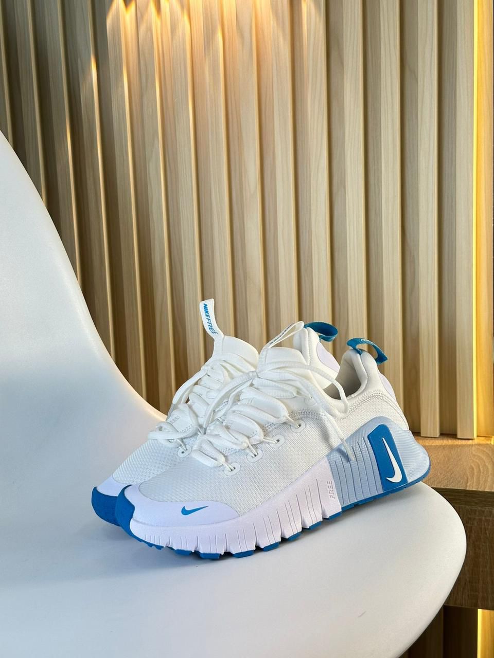 NIKE FREE METCON 6 BLANCO/AZUL